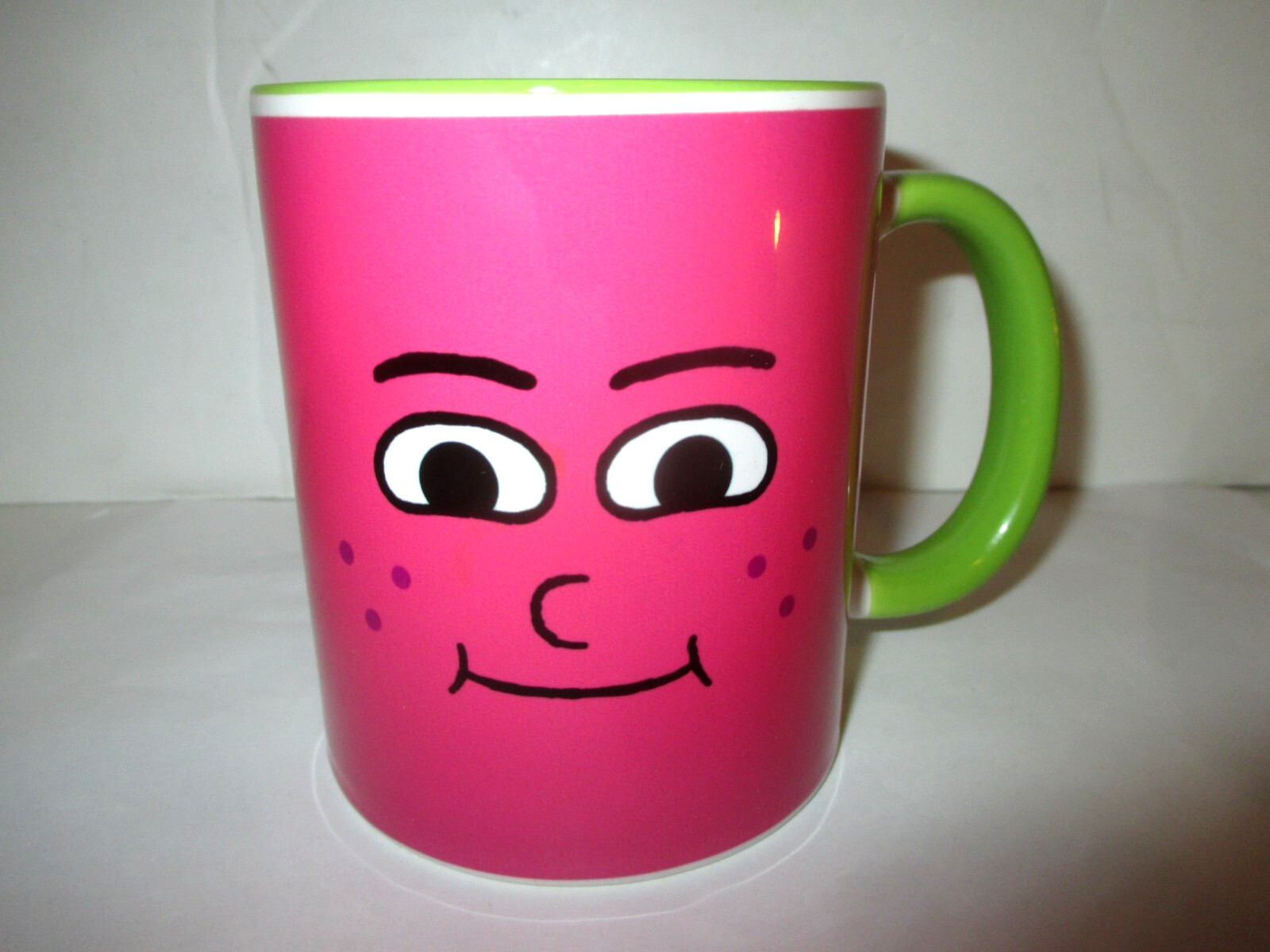 CARTOON NETWORK (CN) RARE EMPLOYEE CAST/CREW GIFT APPLE & ONION COFFEE MUG CUP