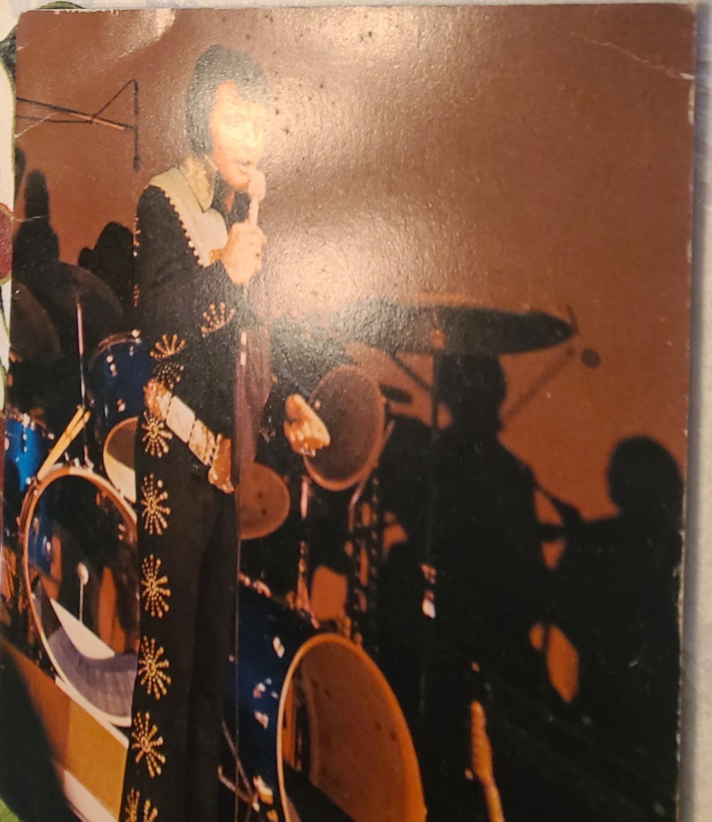 Vintage Elvis Presley Tour Photo Album – 18‑Image 1970s Concert Souvenir RCA