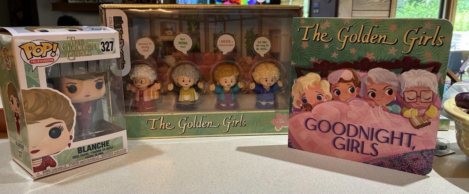 Golden Girls Collection – Little People, Board Book, and Blanche Funko