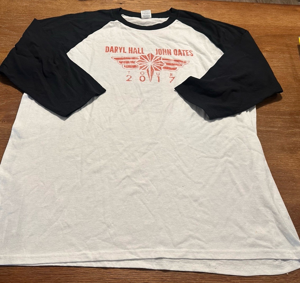 2017 Daryl HALL John OATES Concert Tour Shirt 3/4 Sleeve Hall & Oates Size 2XL