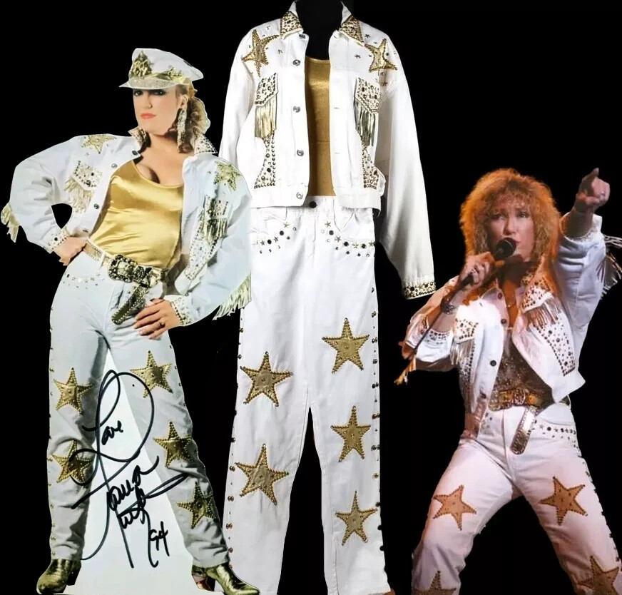 TANYA TUCKER STAGE WORN DENIM JEANS JACKET & SPANDEX TOP SIGNED STANDUP JSA COA
