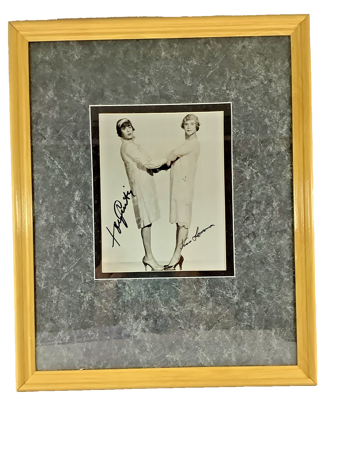 TONY CURTIS JACK LEMMON SOME LIKE IT HOT AUTOGRAPHED FRAMED MATTED PHOTO 18×22