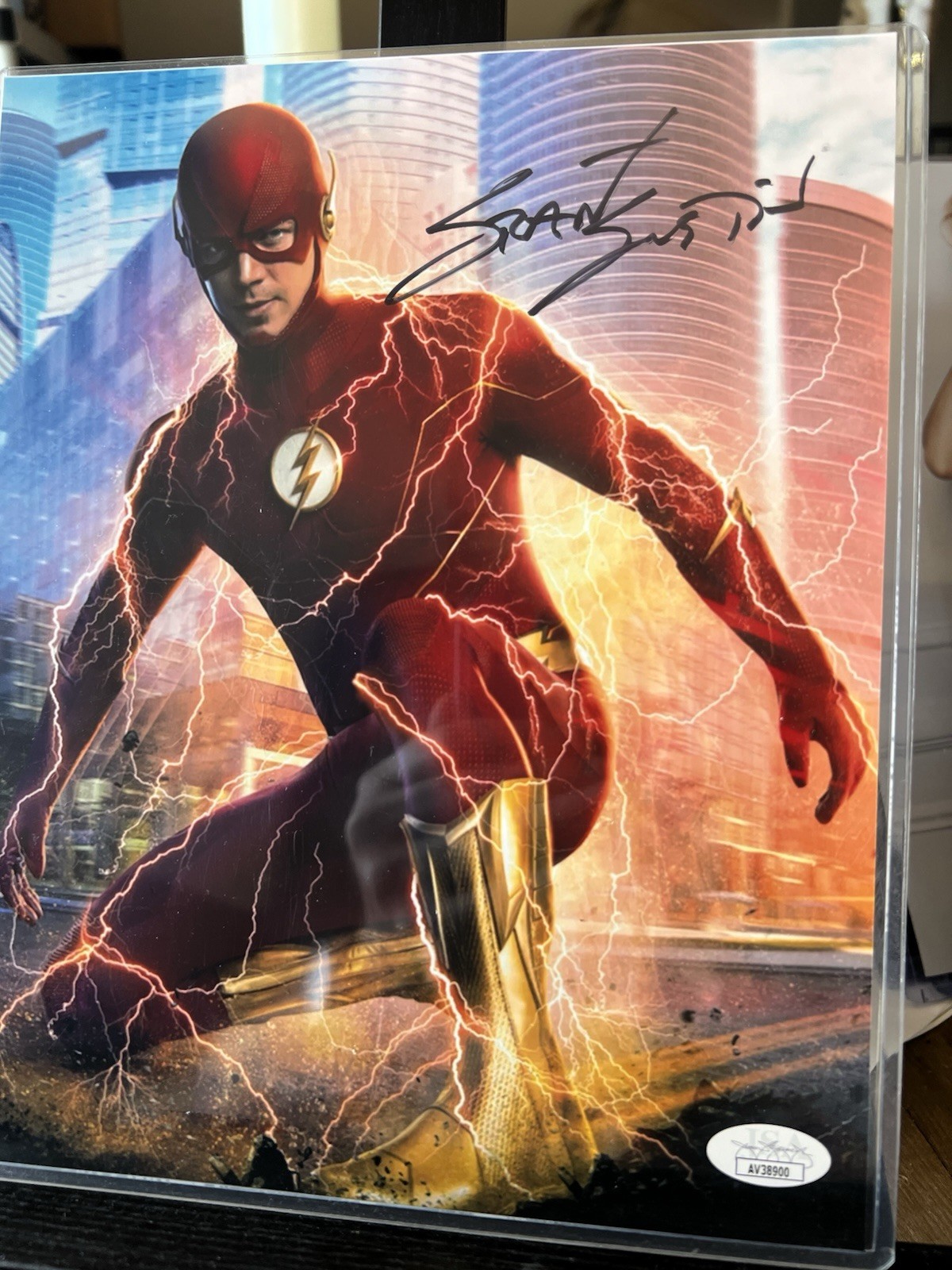 Grant Gustin signed 8×10 Picture Photo autographed with COA JSA