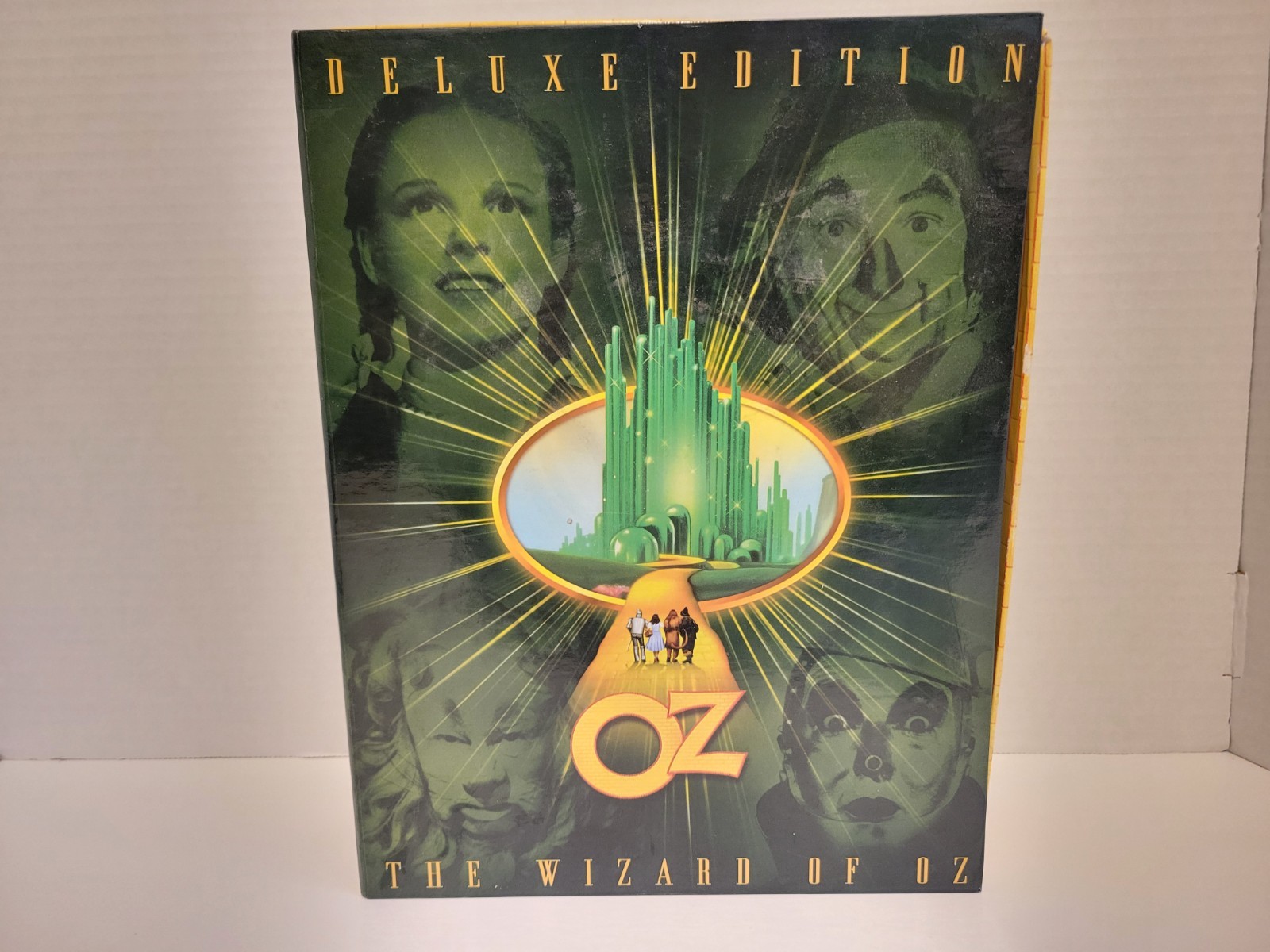 Turner Entertainment Company The Wizard Of Oz Deluxe Edition Continuity Script