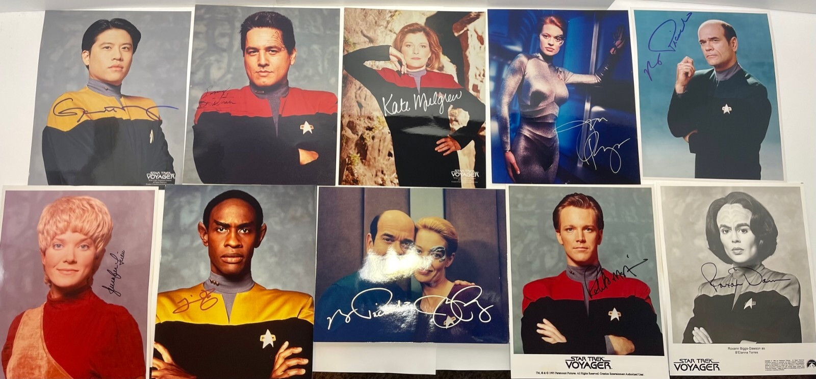 Lot of TEN Star Trek Voyager SIGNED 8×10’s – ELEVEN Total Signatures – w/CoA’s!