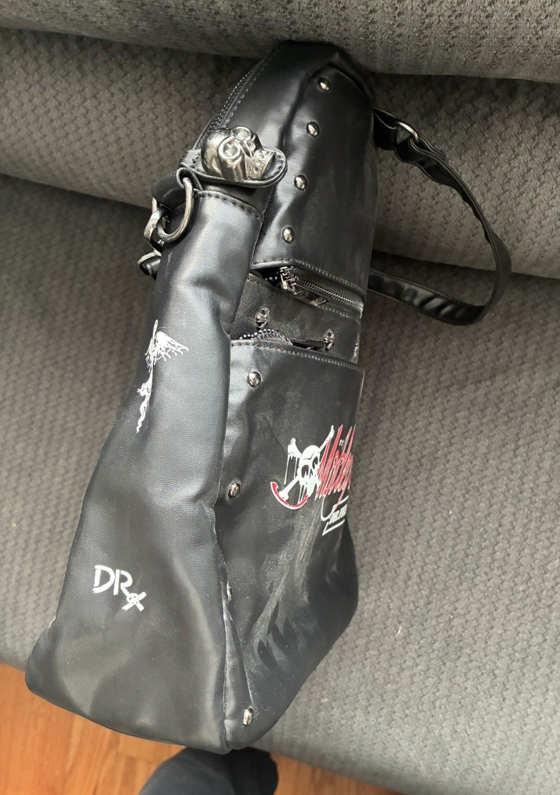 Mötley Crüe – Dr. Feelgood 30th Anniversary Edition Leathür Doctor Bag w/accs