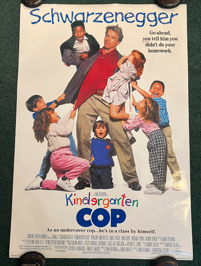 KINDERGARTEN COP 1990 ORIG ROLLED DS 1 SHEET MOVIE POSTER ARNOLD SCHWARZENEGGER