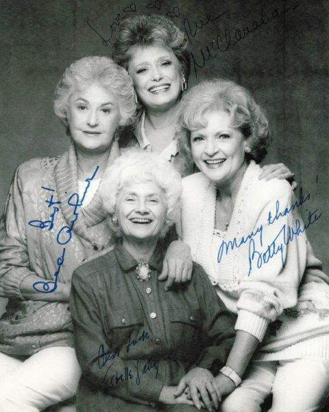 REPRINT – GOLDEN GIRLS Betty White Cast Autographed Signed 8 x 10 Photo RP