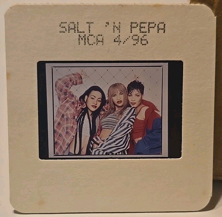 Salt N Pepa, Color 35mm Press Photo Publicity Slide, Geffen MCA, 90’s Hip Hop
