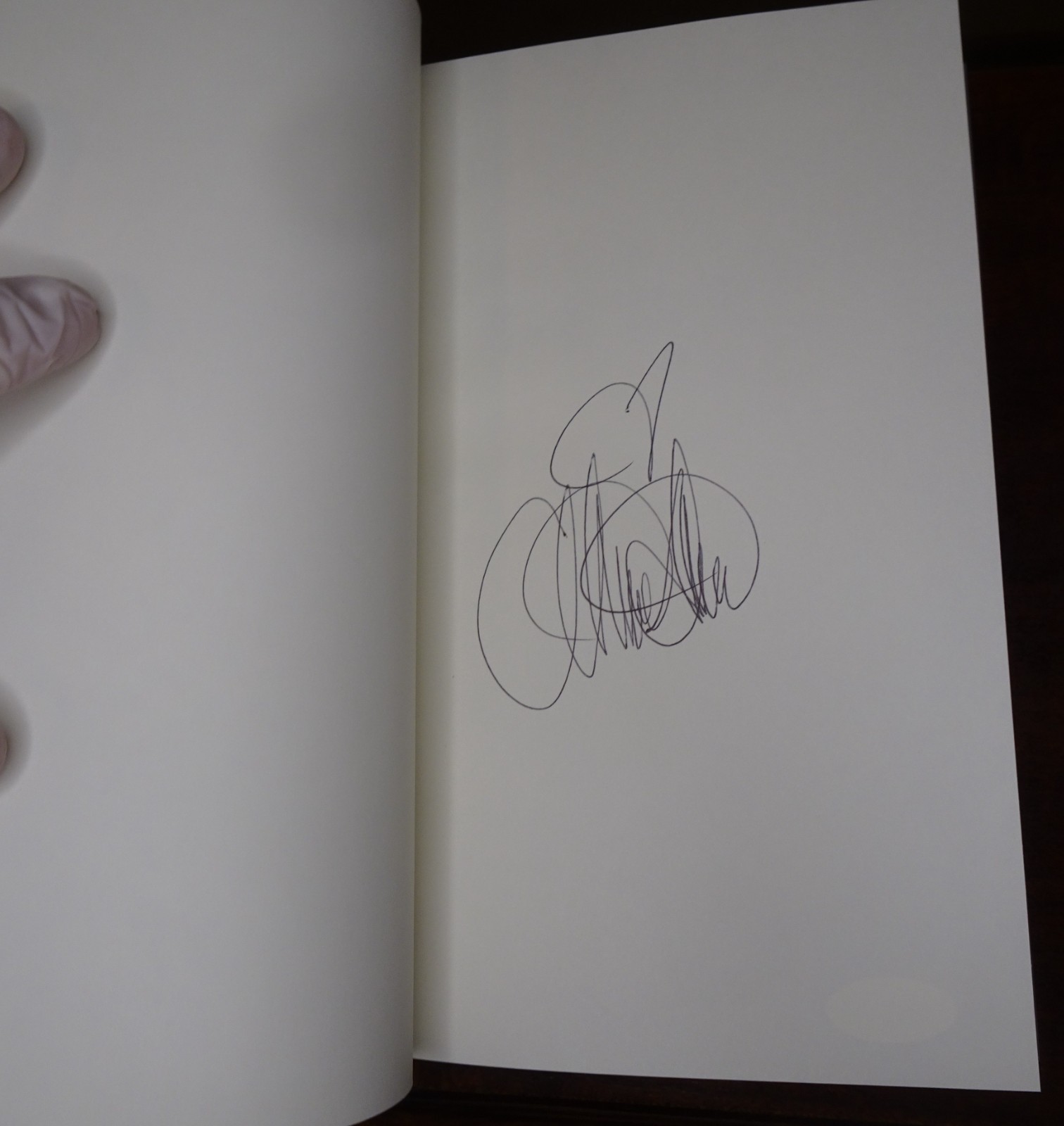 JSA Christina Applegate SIGNED Book You With The Sad Eyes 2026 HB