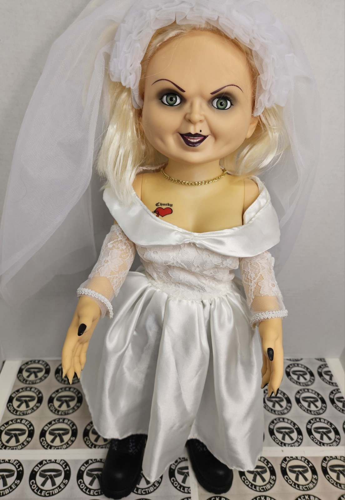Bride Of Chucky TIFFANY 22 Inch Replica Doll Spencers