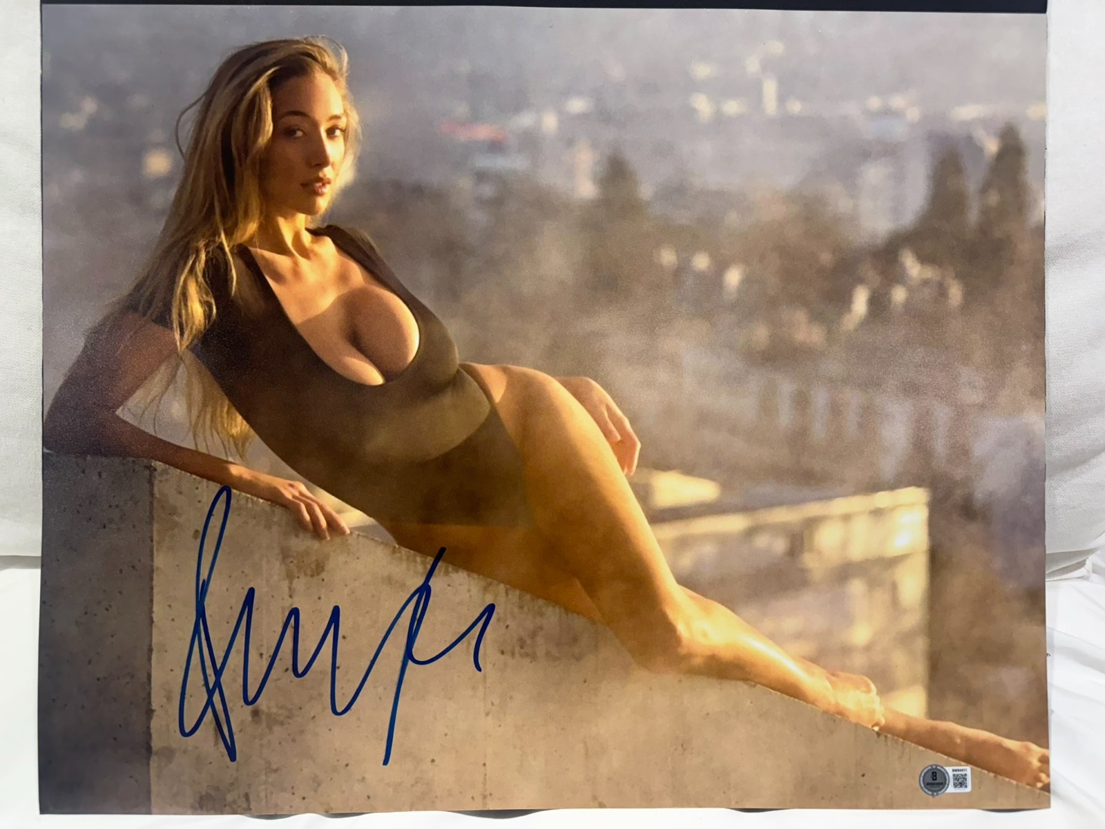 PENNY LANE SIGNED 16X20 SI SWIMSUIT MODEL PHOTO SPORTS SI MAG AUTO BECKETT COA