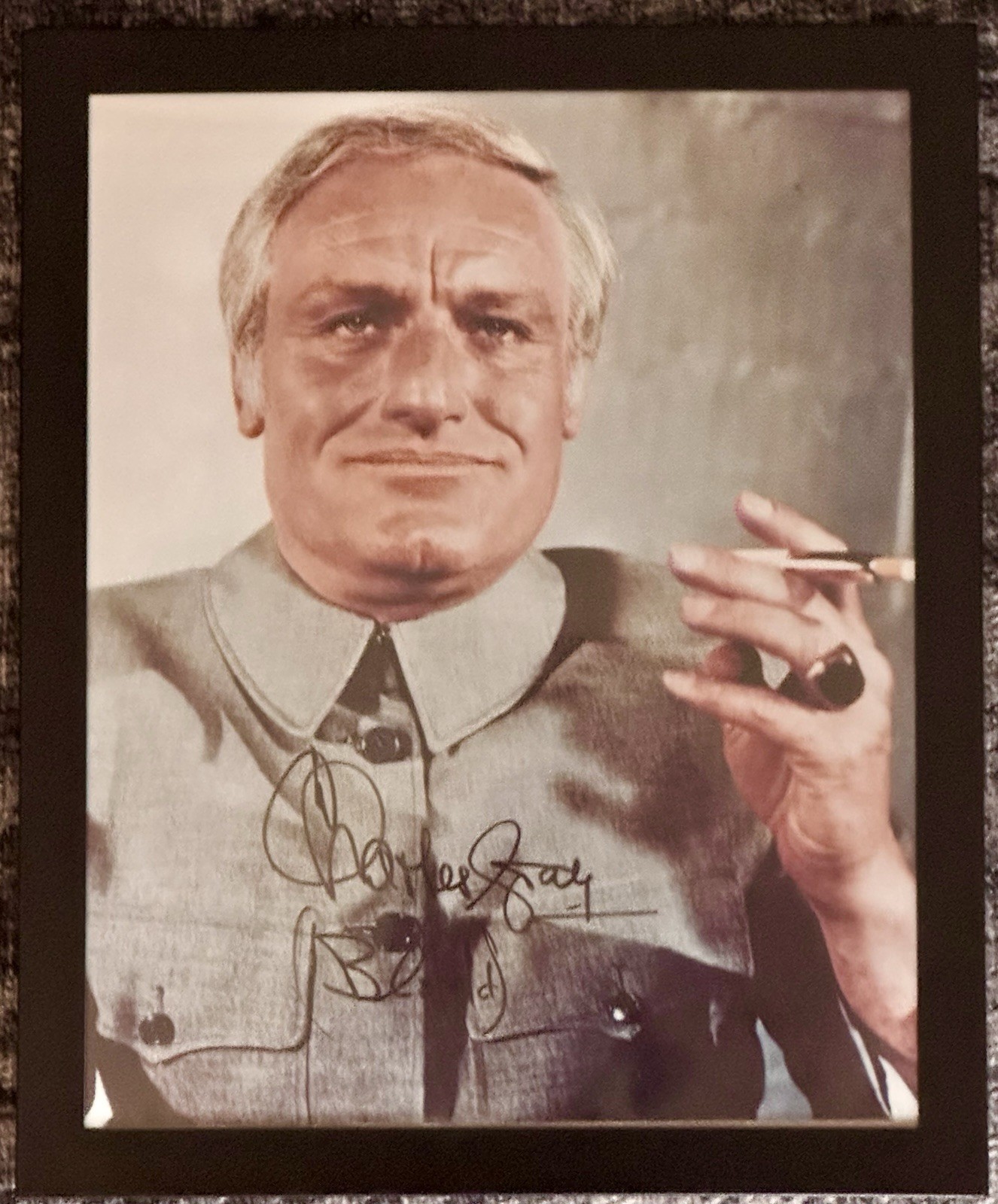 CHARLES GRAY AS JAMES BOND SUPER-VILLAIN “BLOFELD” – SIGNED ANS FRAMED 8×10