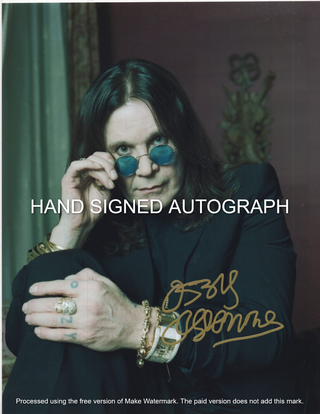 OZZY OSBOURNE AUTOGRAPHED 8 1/2 X 11 COLOR PHOTO / COA