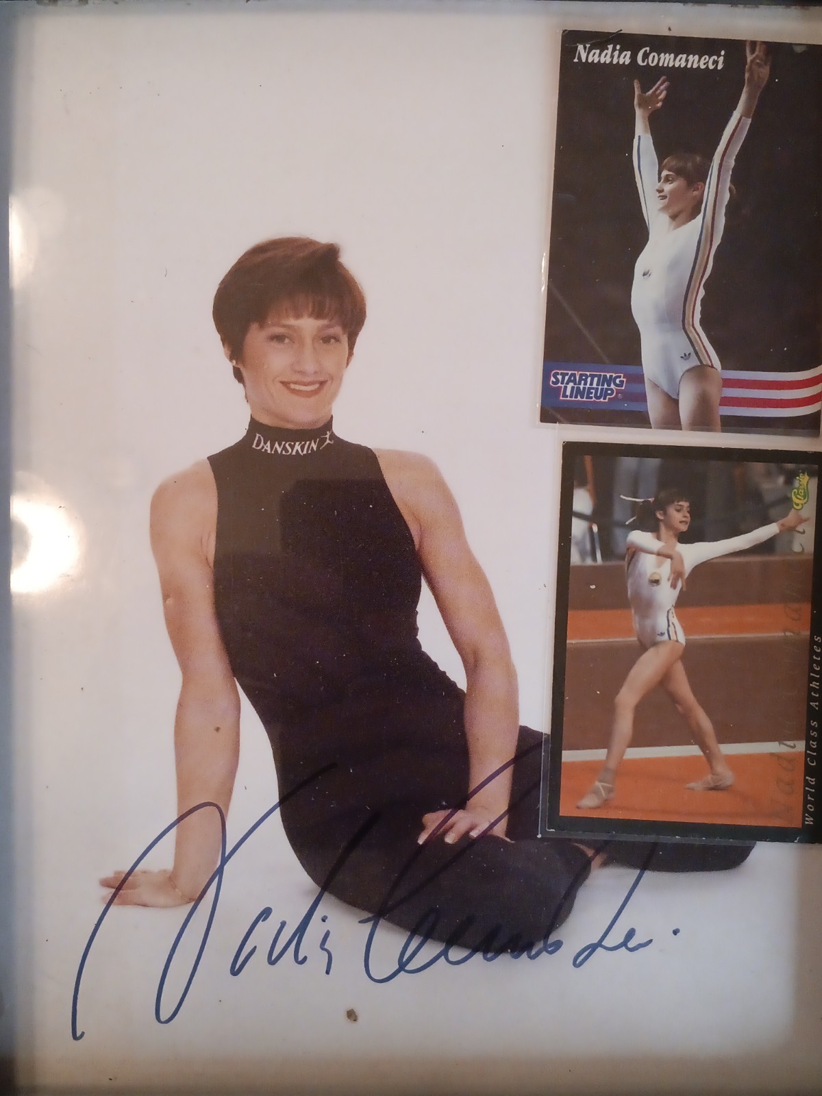Nadia Comaneci Olympic Star Gold Medal signed 8 x 10 Color Photo And 2 Cards