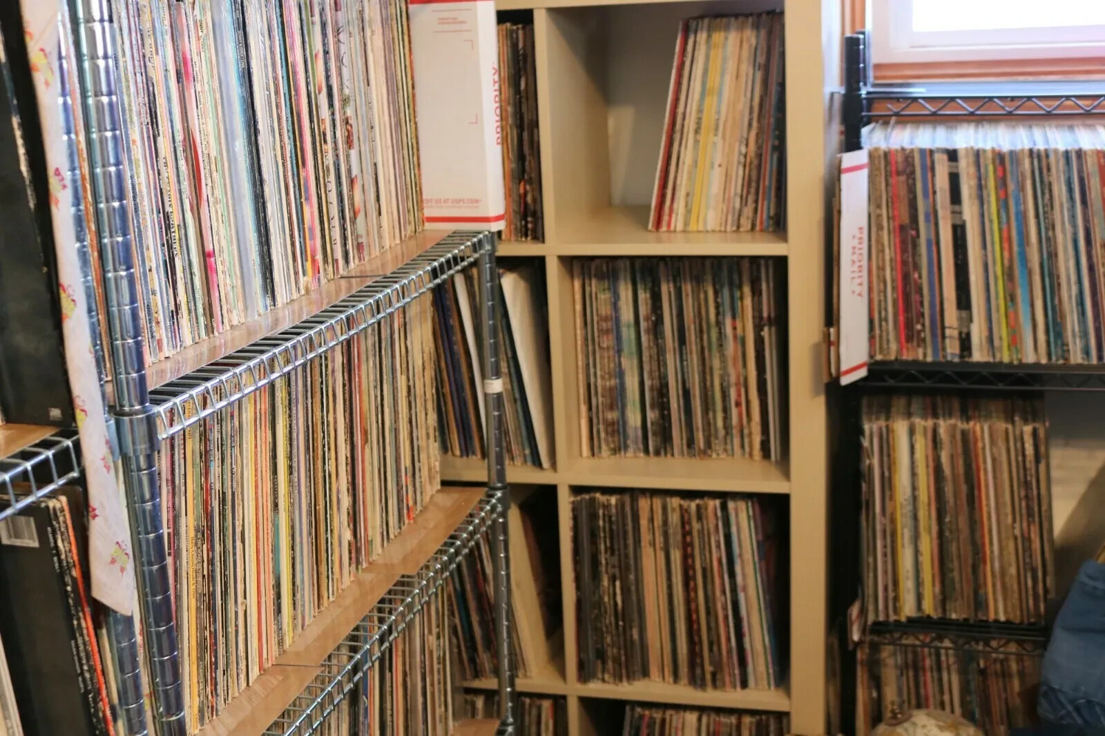 LOT of 20 -12″ LP VINYL Record album COVERS ONLY Party Decoration Art random