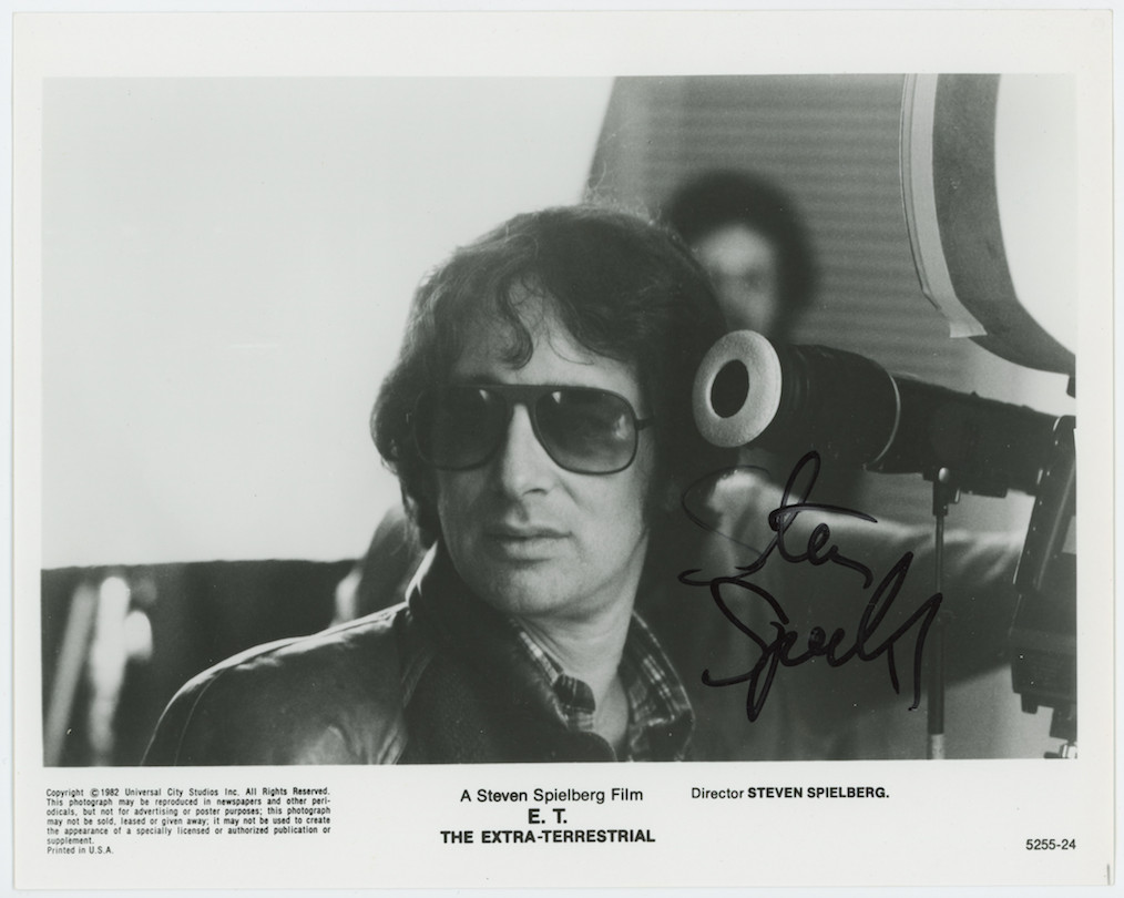 Steven Spielberg Autographed Signed ET Original Press 8×10 Photo AMCo COA 18193