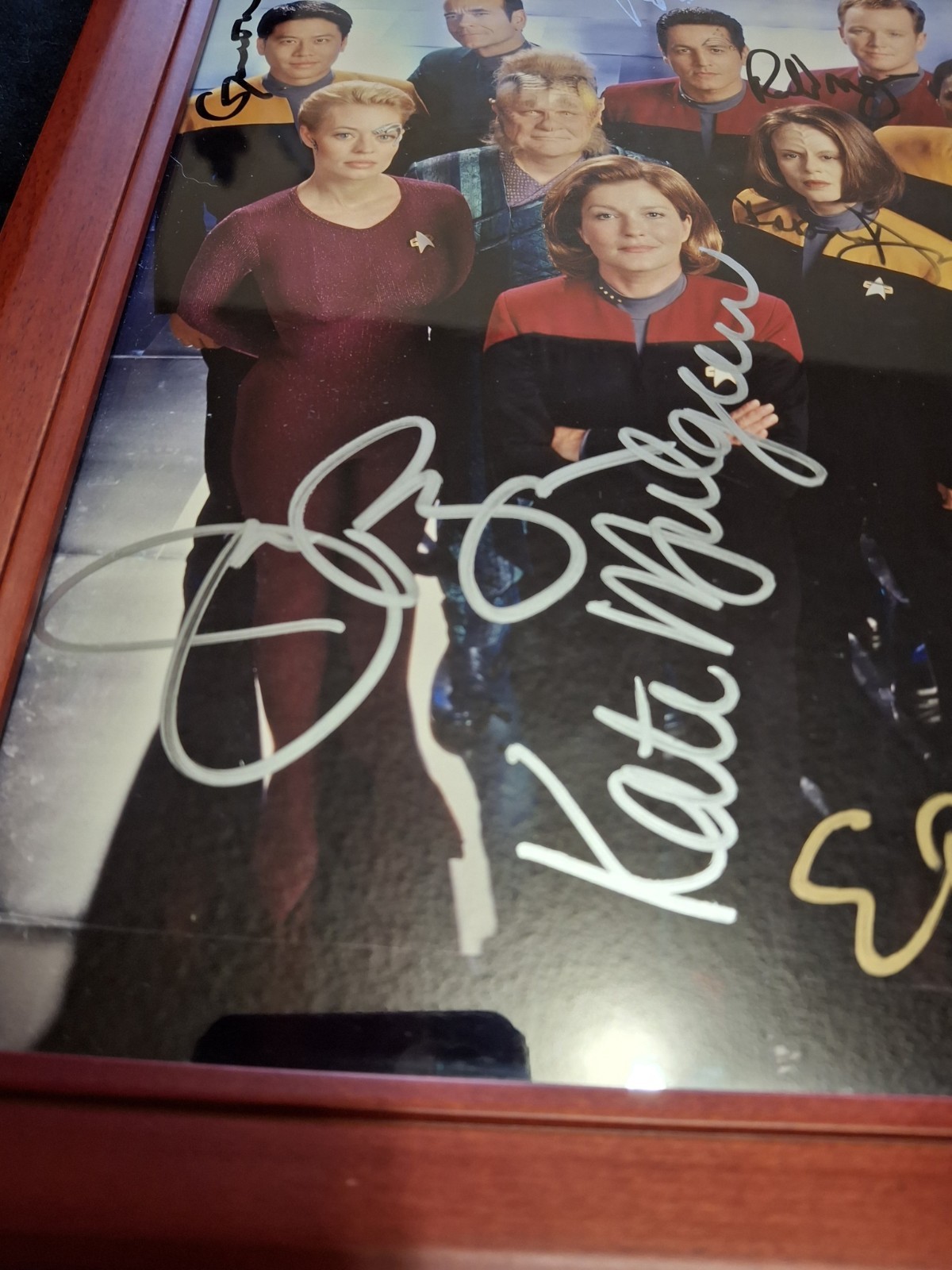 Star Trek: Voyager Cast Autographed Photo Framed w/ Creation Entertainment COA