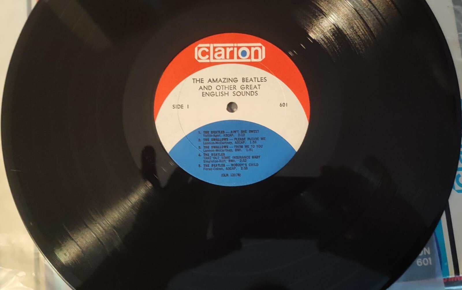 Beautiful 1964 Original NM- The Amazing Beatles on Clarion Records