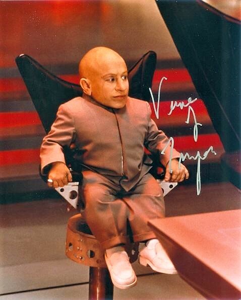 Verne Troyer Signed Mini Me – Austin Powers 8×10 inch Photo – Deceased 2018