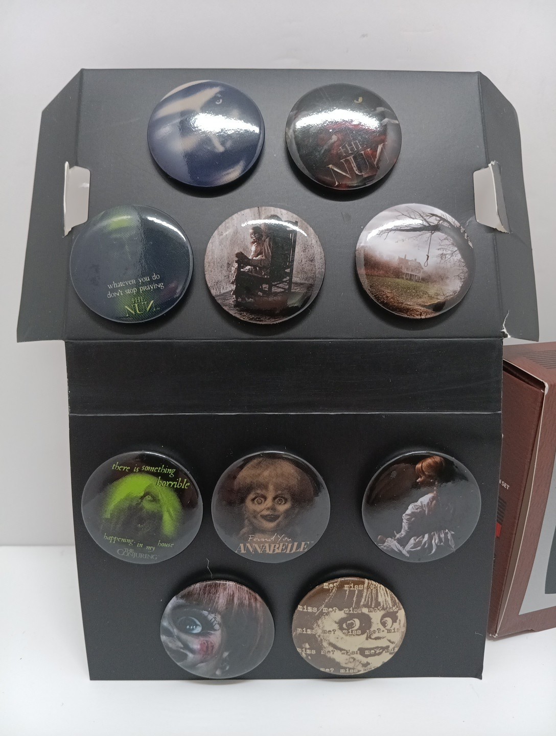 New The Conjuring Universe 10 Piece Mystery Button Pin Set Annabelle The Nun