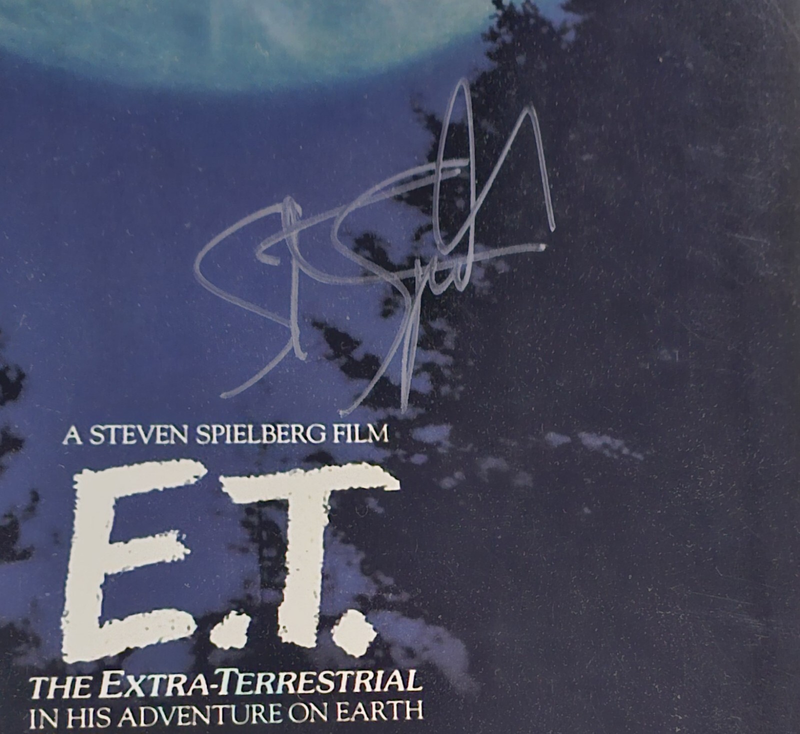 Steven Spielberg E.T Autographed Signed 12×18 Photo JSA LOA