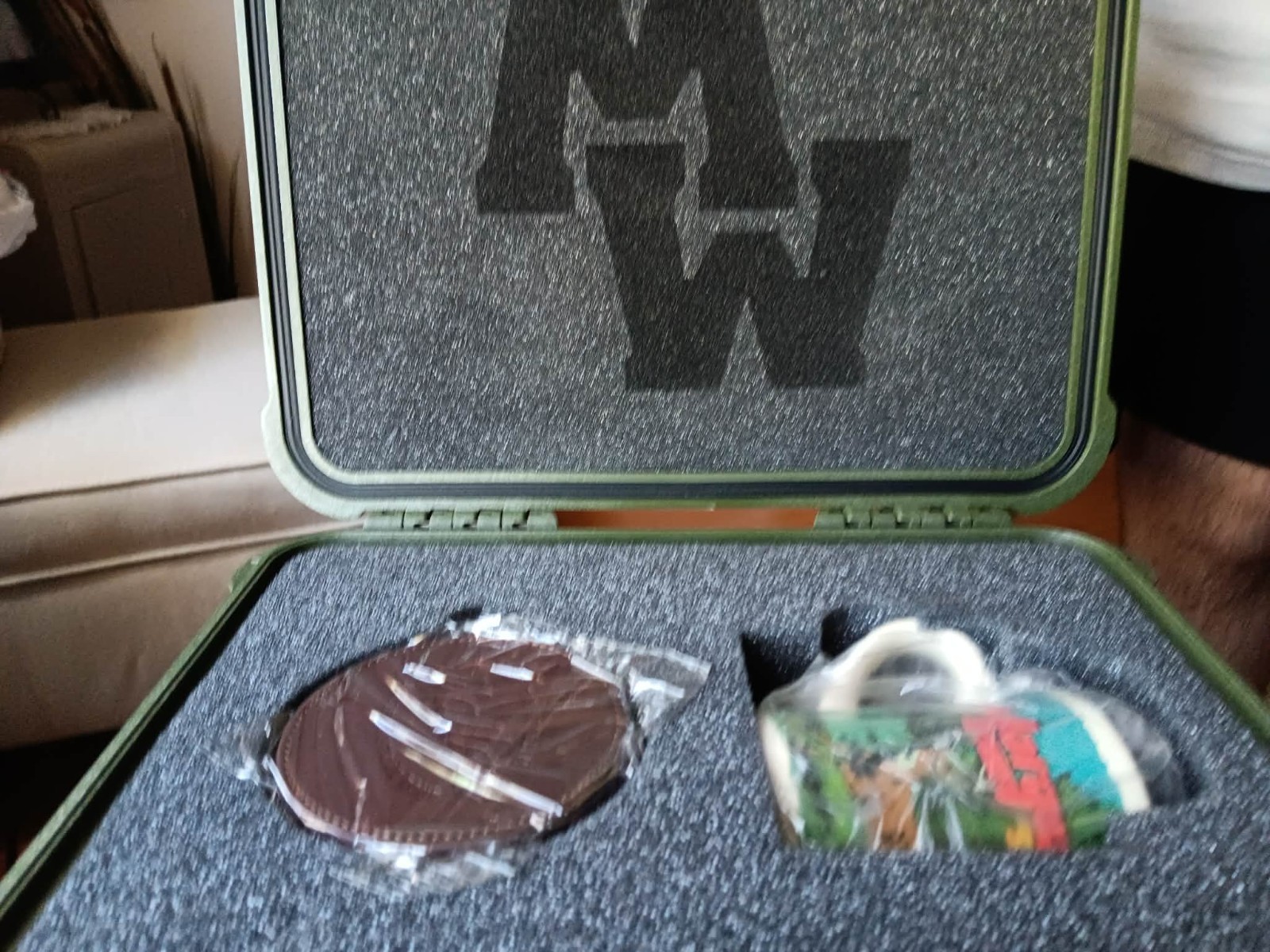 Morgan Wallen “Still The Problem Tour” Exclusive Pelican Coasters + Mug VIP!
