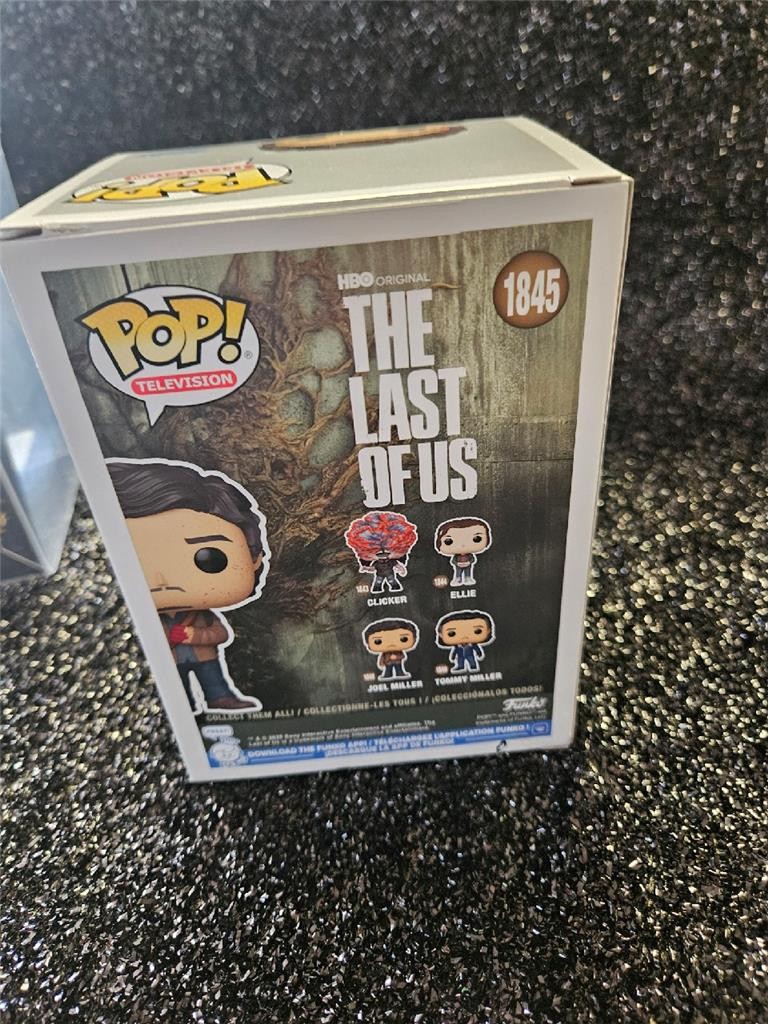 PEDRO PASCAL HAND SIGNED AUTOGRAPHED FUNKO POP THE LAST OF US JOEL MILLER W/ COA