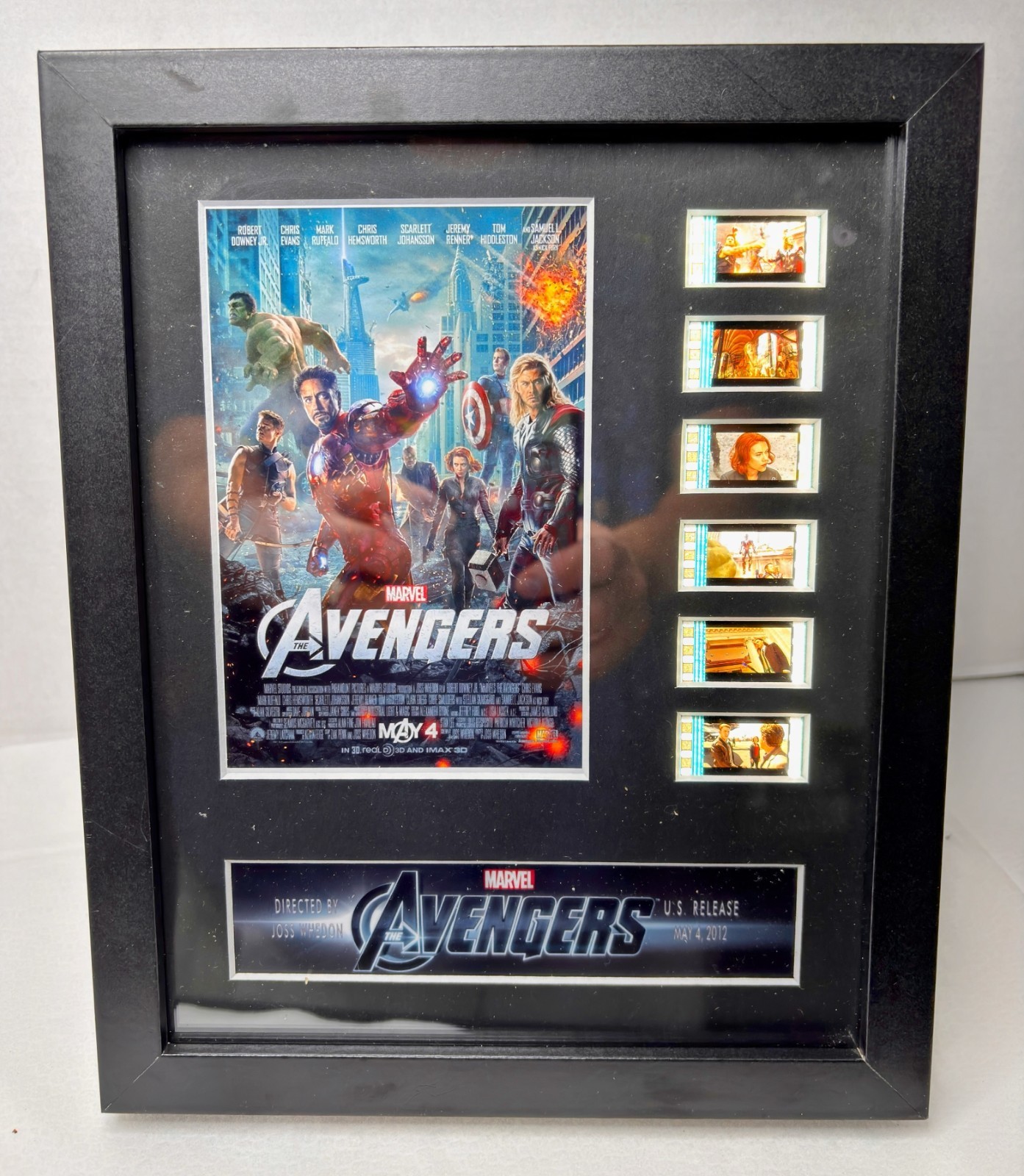 The Avengers 2012 – 35mm Lighted Movie cell Display with C of C & black frame