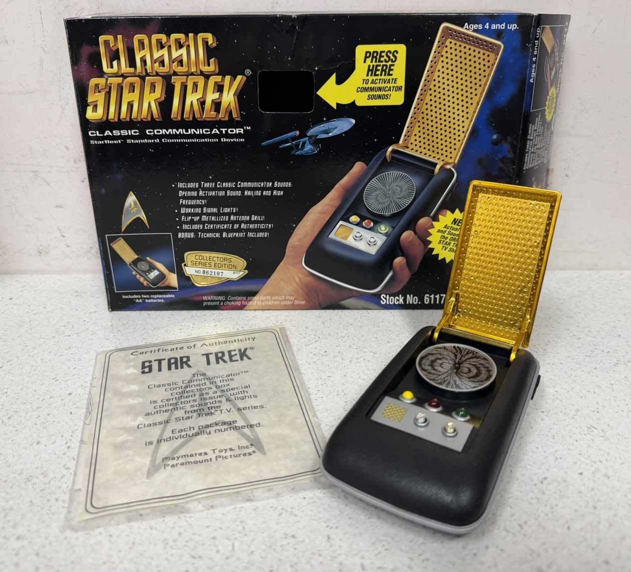 Star Trek Classic Communicator- Playmates Field Equipment- Case Fresh