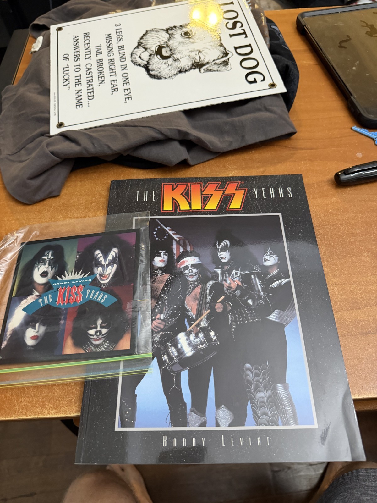 KISS Book THE KISS YEARS CD Book Set Barry Levine Vintage Kiss Aucoin