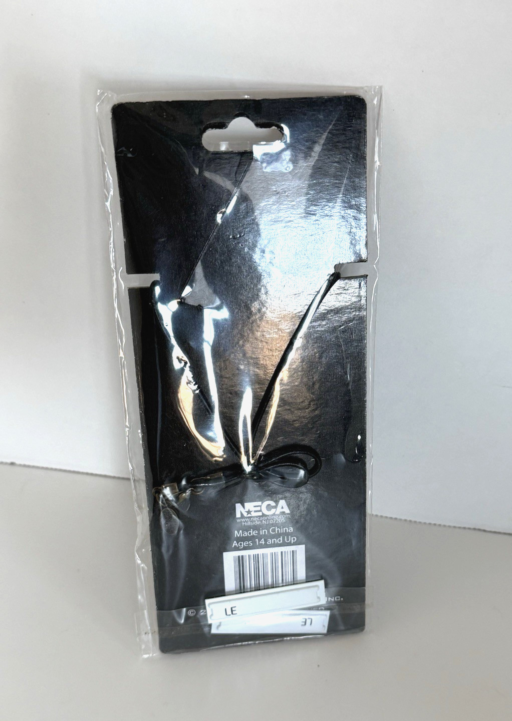 The Hunger Games – Mockingjay Leather Cord Necklace – New/Unopened