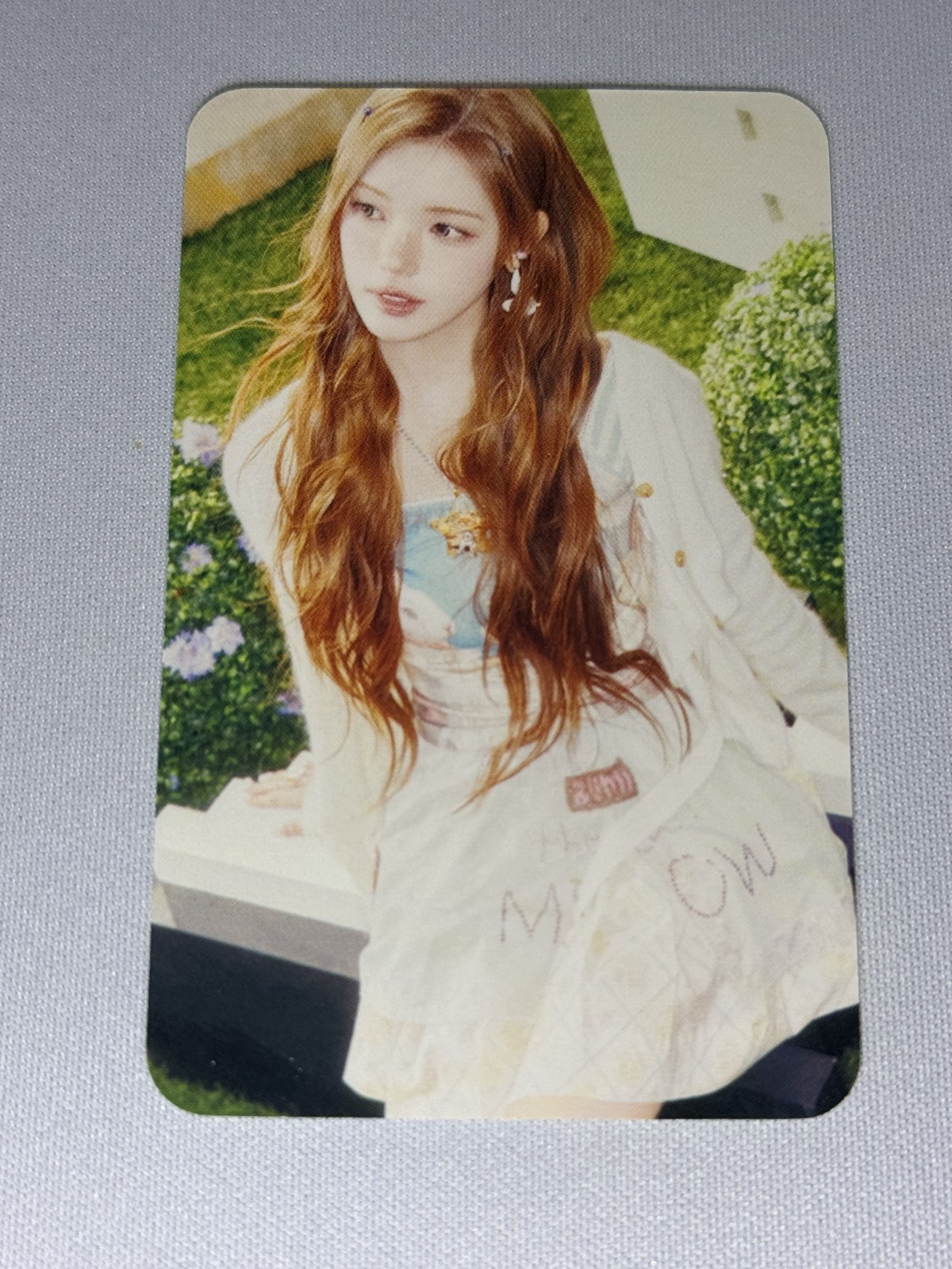 Yuha HEARTS2HEARTS Photocard – Rude! Kpop Cute Sexy Asian Girl Bias