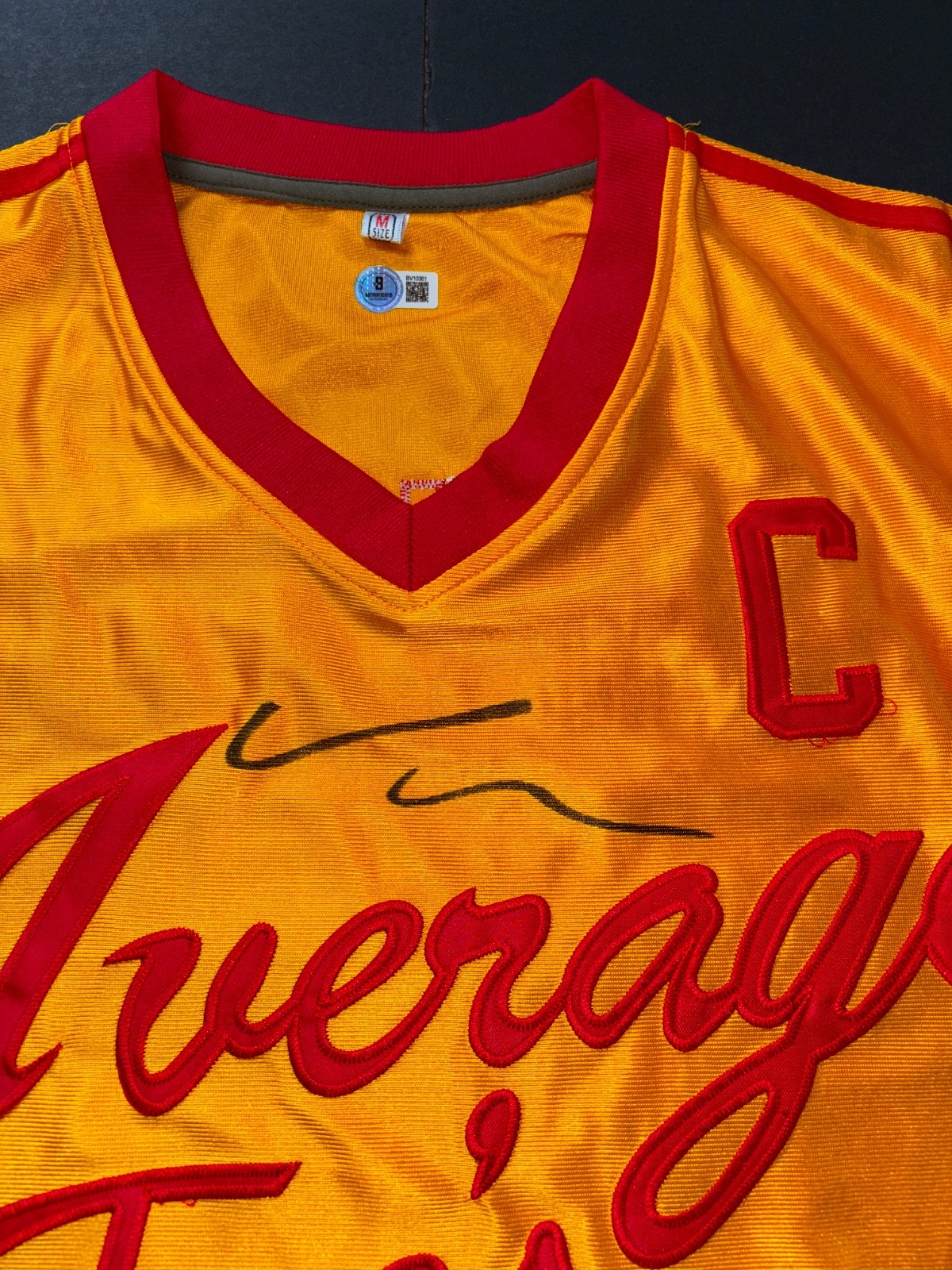 VINCE VAUGHN SIGNED DODGEBALL AVERAGE JOES GYM PETE LAFLEUR JERSEY BAS