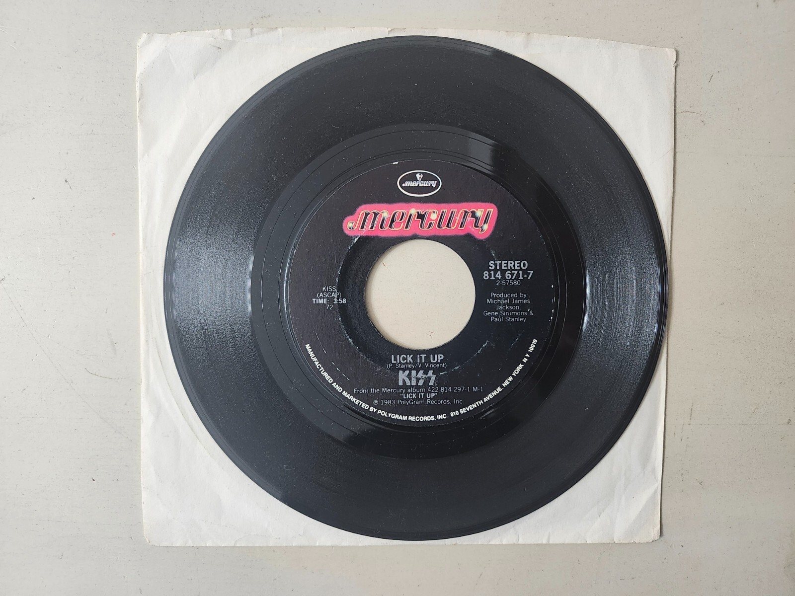 KISS RARE Vintage 1983 Lick It Up Dance All Over Your Face 45 Vinyl 814 671-7 VG