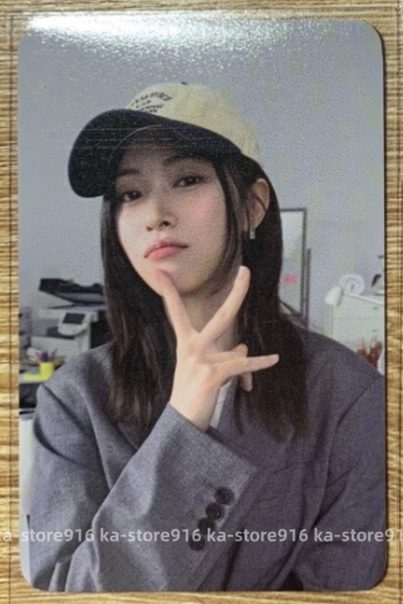 ITZY Ryujin 2025 Season’s Greeting Best Friends Forever Soundwave POB Photocard