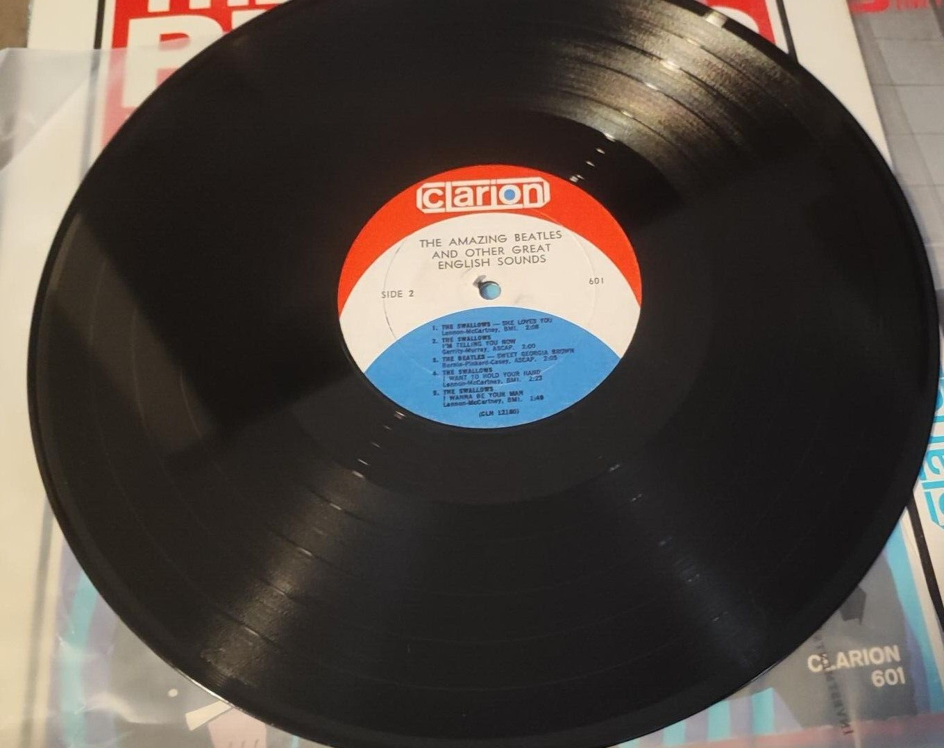 Beautiful 1964 Original NM- The Amazing Beatles on Clarion Records