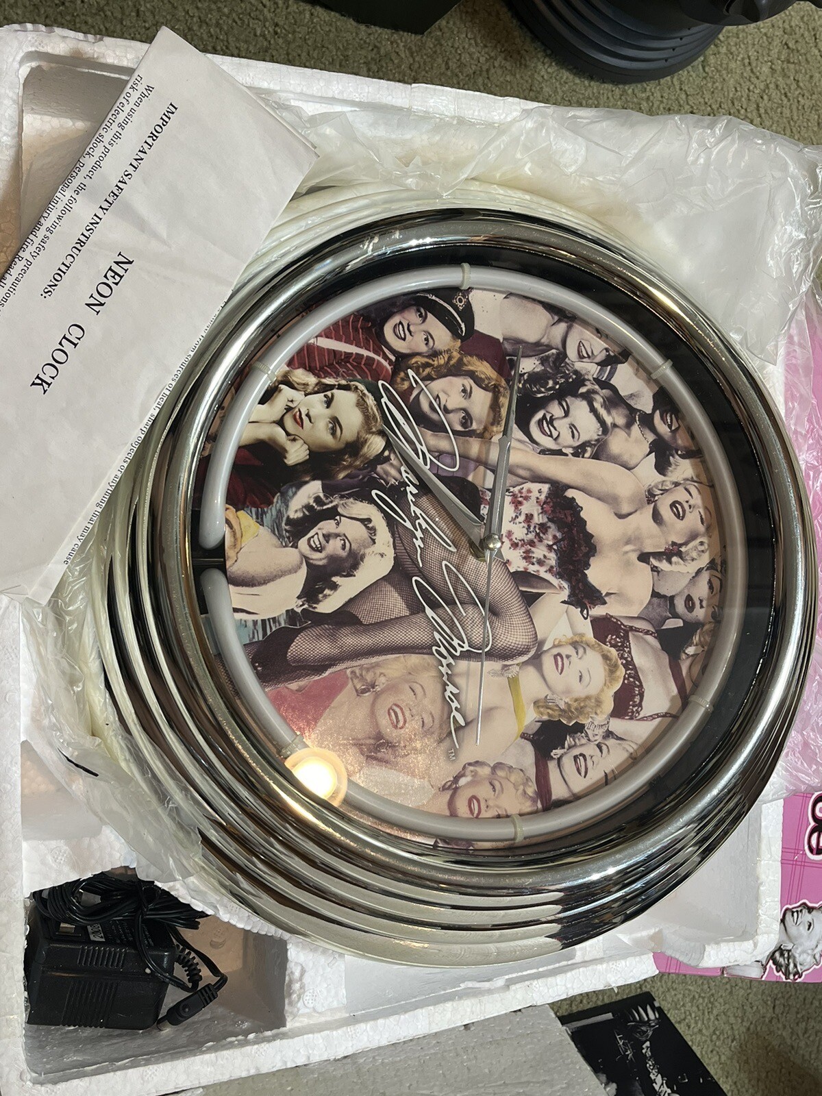 New Big Marilyn Monroe Bernard of Hollywood New 15” Boxed Chrome Neon Wall Clock
