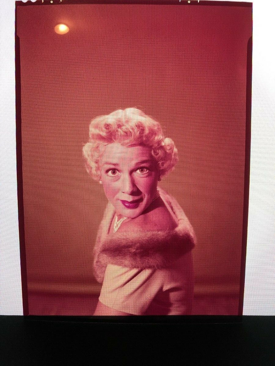 1952 BETTY HUTTON ORIGINAL 5 X 7 COLOR TRANSPARENCY