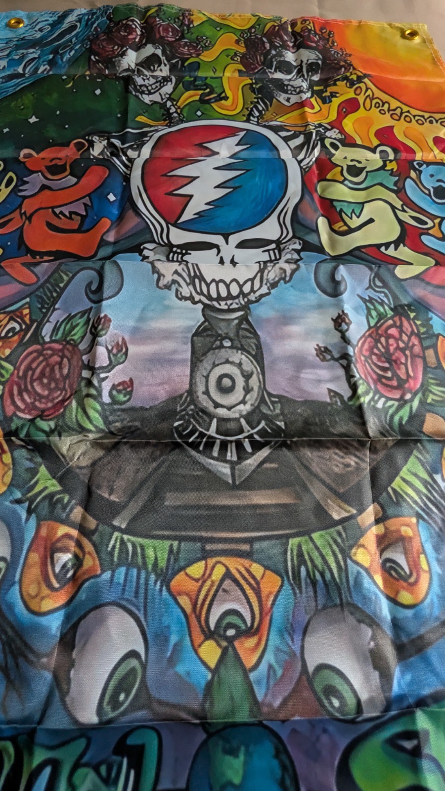 Grateful Dead Steal Your Face Bertha Banner/Art/Flag Casey Jones 24″ x 34″