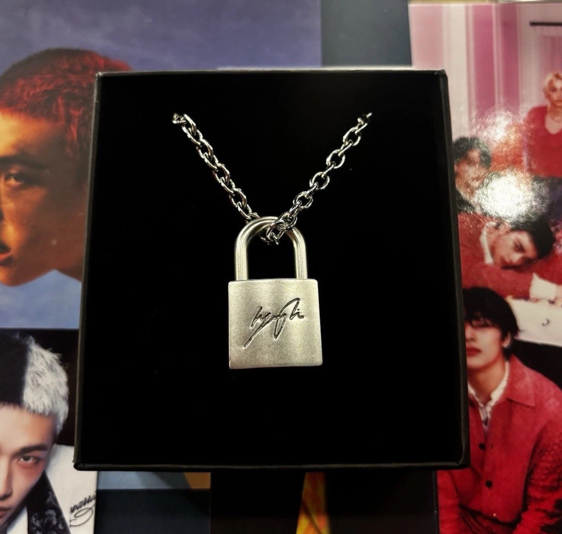 Stray Kids [dominATE: celebrATE] OFFICIAL MD Necklace by Hyunjin and Pc [POB]