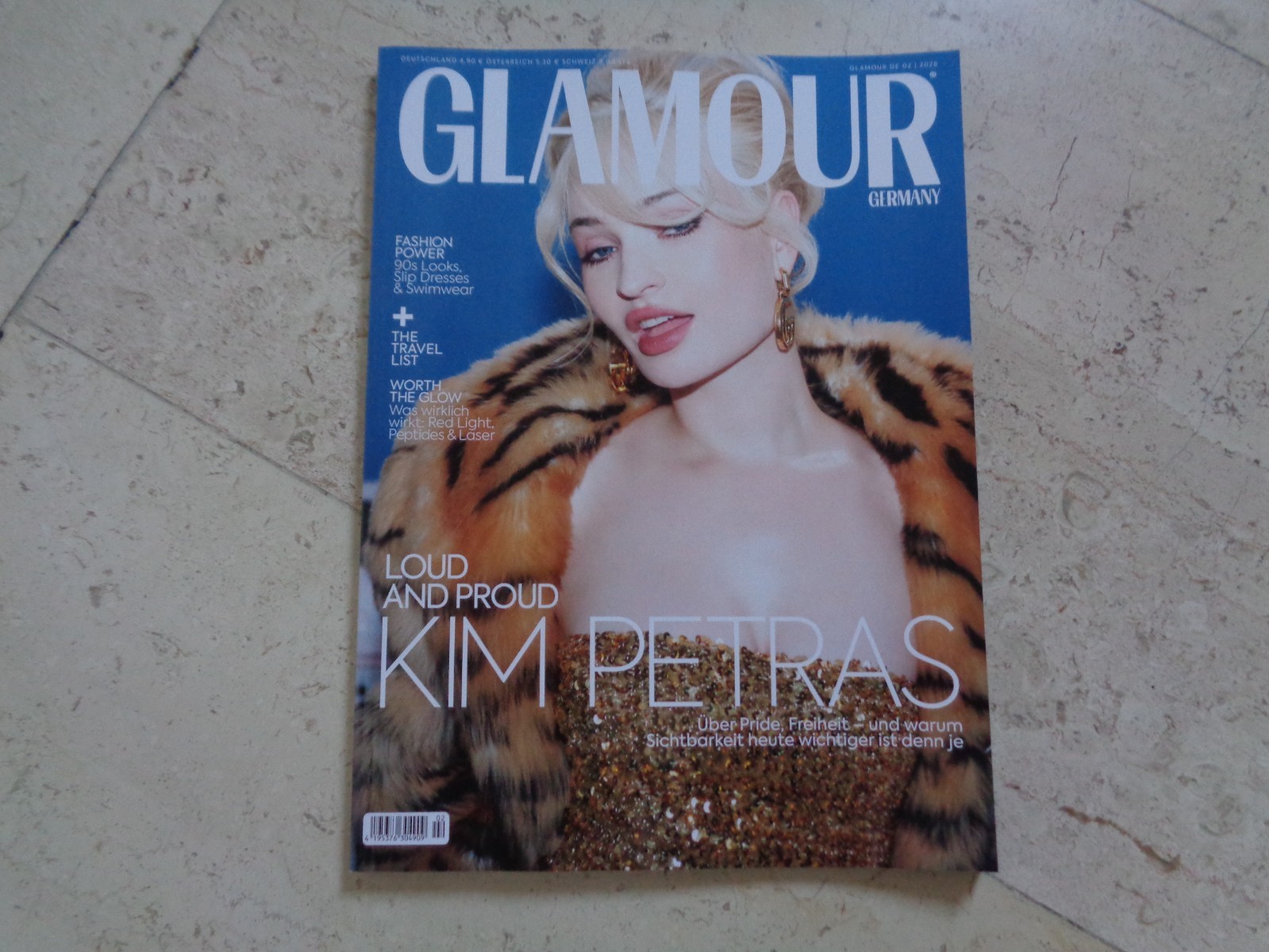 KIM PETRAS gorgeous fashion glossy GLAMOUR cover magazine