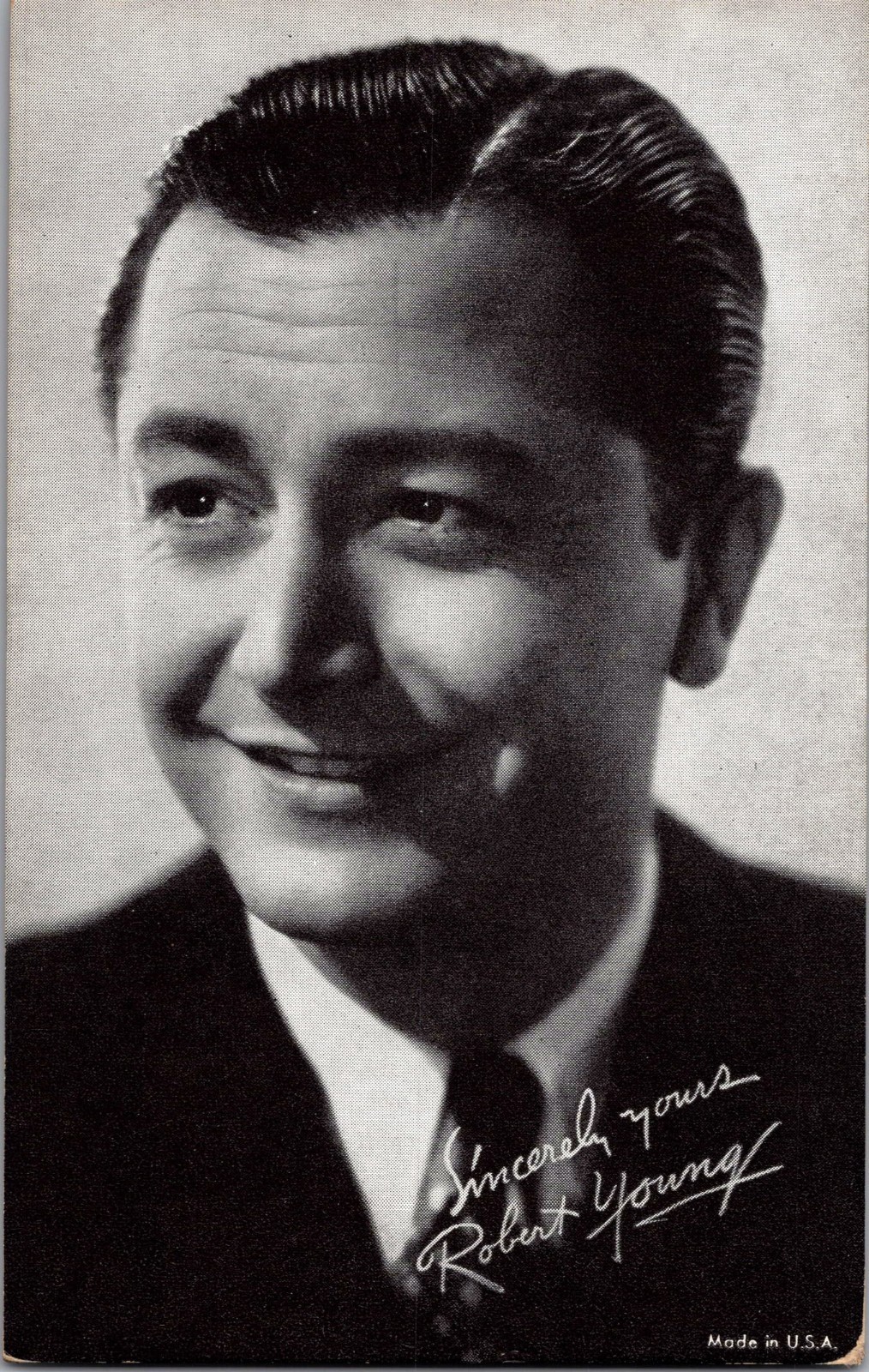 Vintage 3.5 x 5.5 photo card, Robert Young