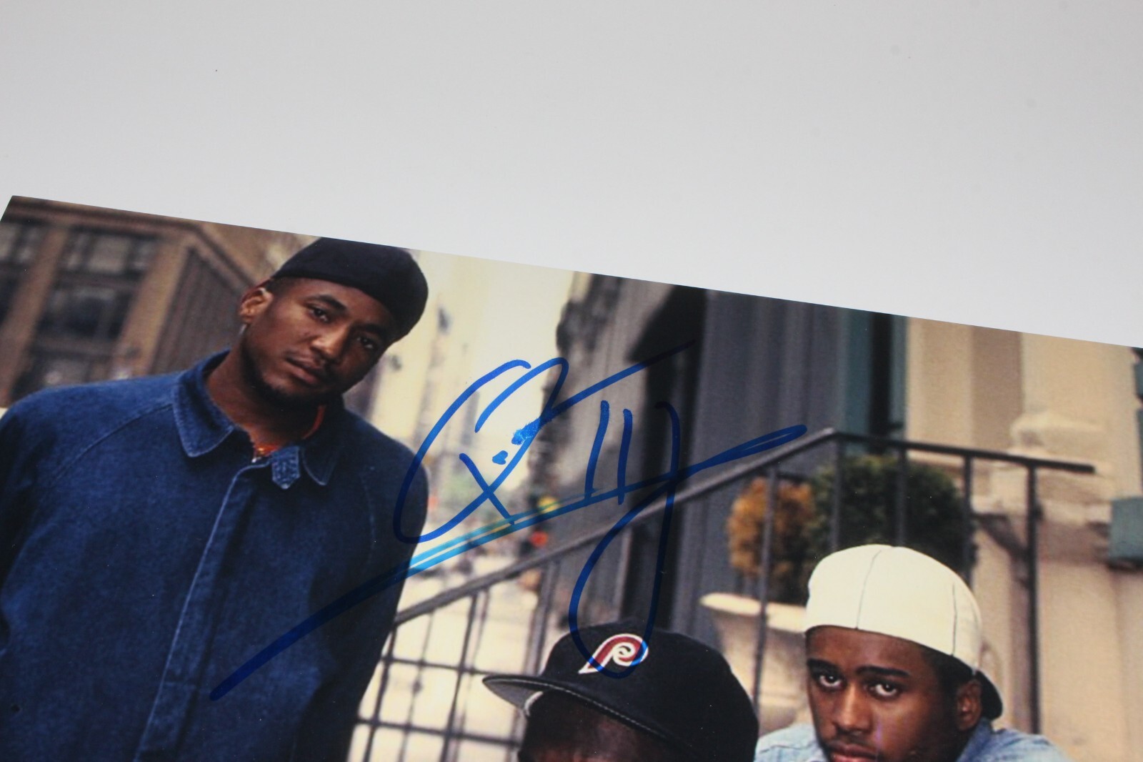 RAPPER Q-TIP A TRIBE CALLED QUEST SIGNED 11×14 GROUP PHOTO ALBUM BECKETT COA