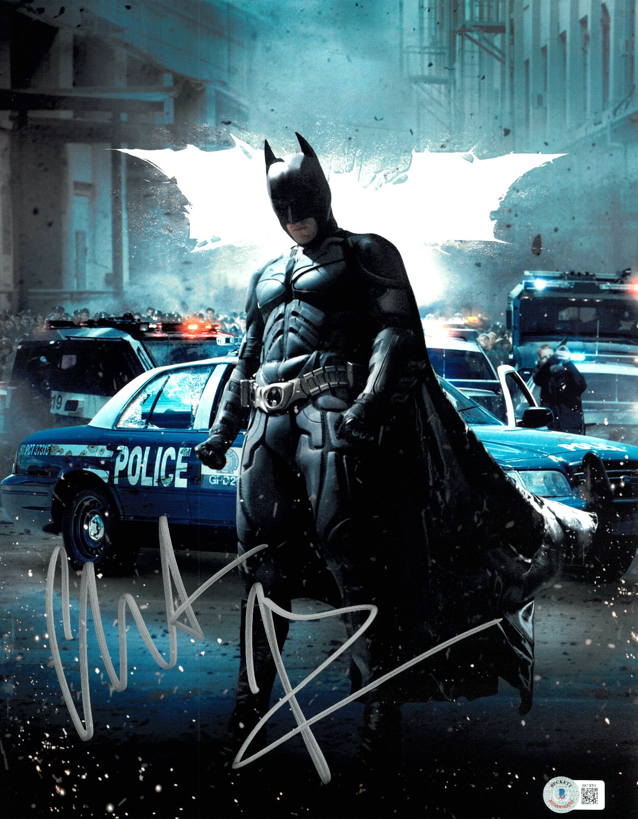 CHRISTIAN BALE BATMAN THE DARK KNIGHT SIGNED 11X14 PHOTO AUTOGRAPH BECKETT BAS