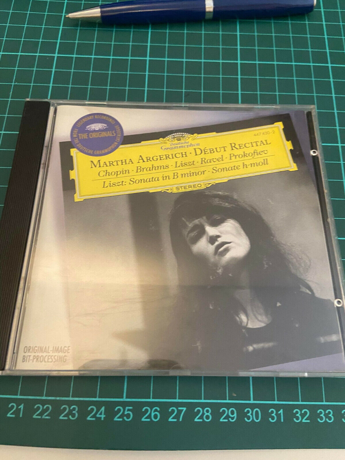 used pop, classic, hip hop, music cds in good condition collectible