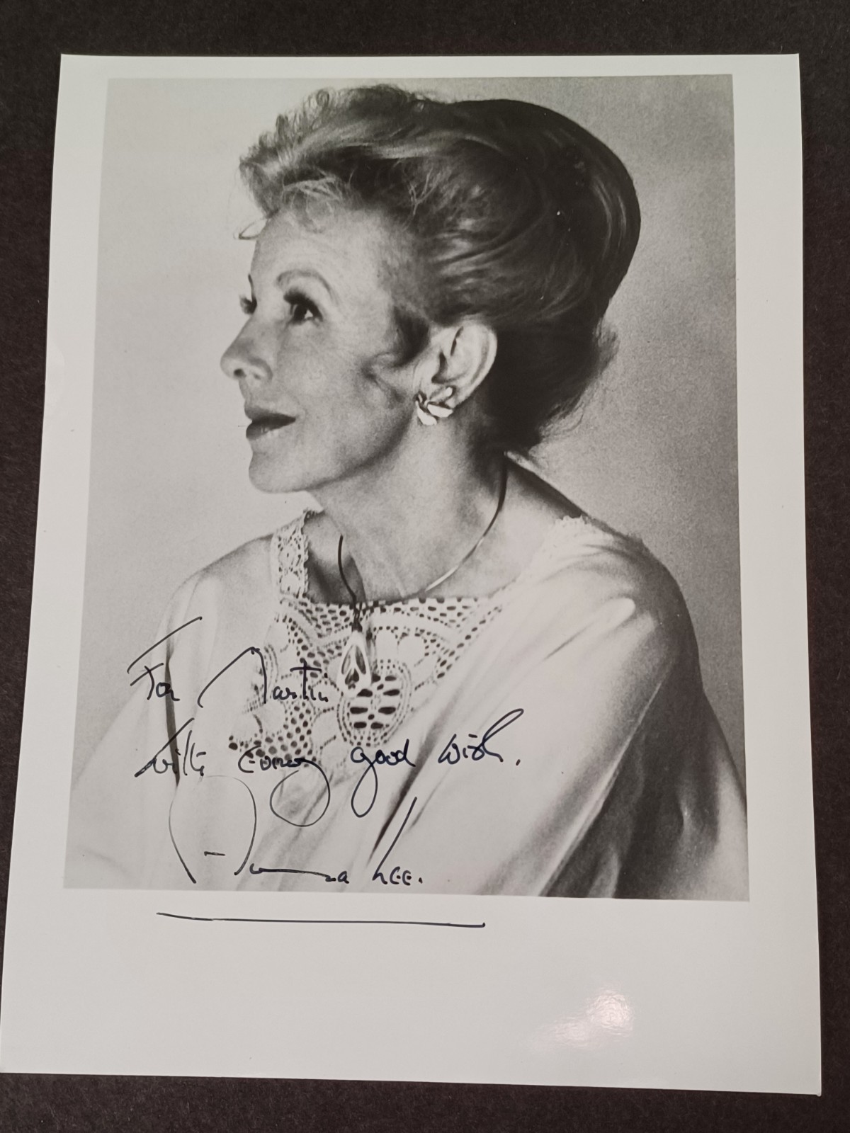 Anna Lee (d. 2004) Signed 5×7 Photo – Flying Tigers, The Sound of Music