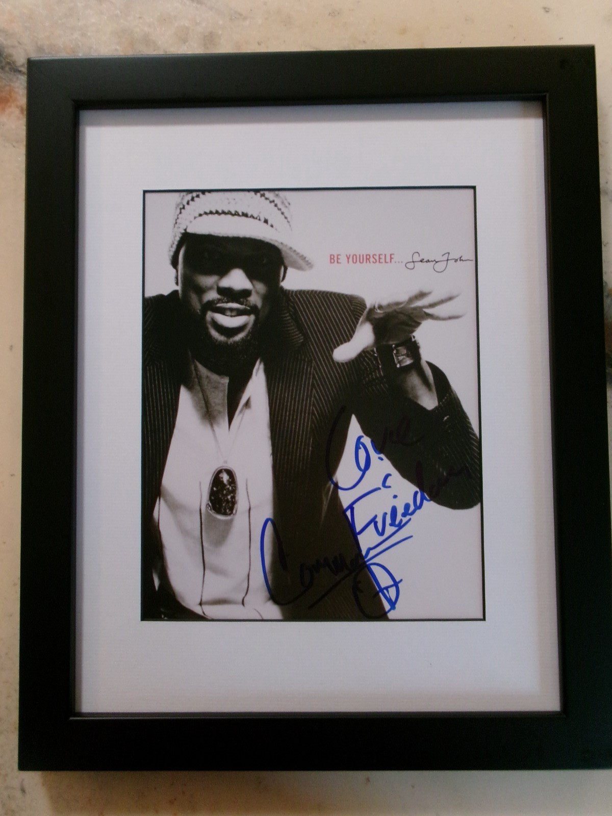 Signed Common 8 x 10 Photo Single Matte 11 x 14 Frame Tru Vue Glass COA
