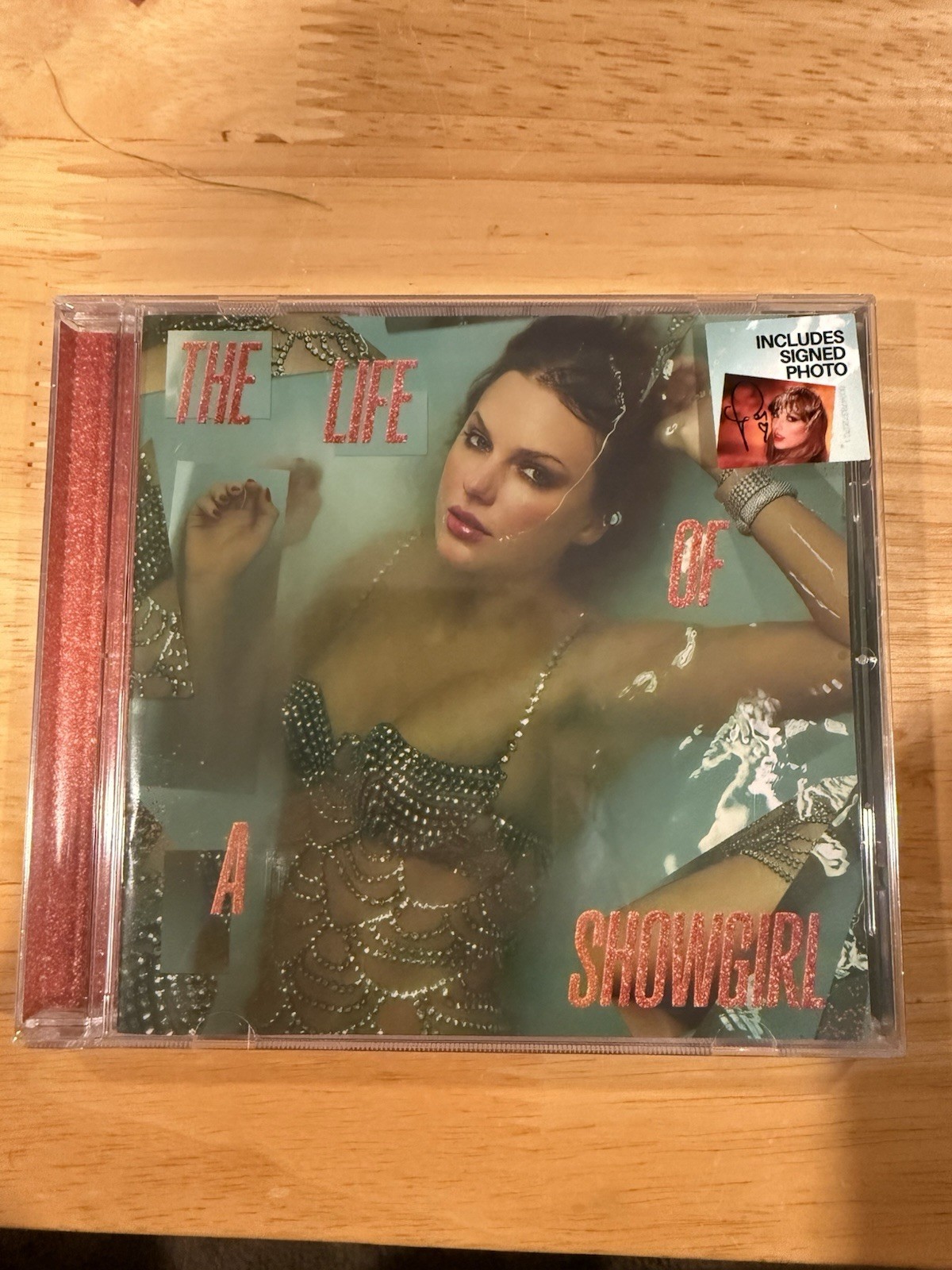 Taylor Swift – The Life of a Showgirl CD + Hand Signed Photo 1 IN HAND