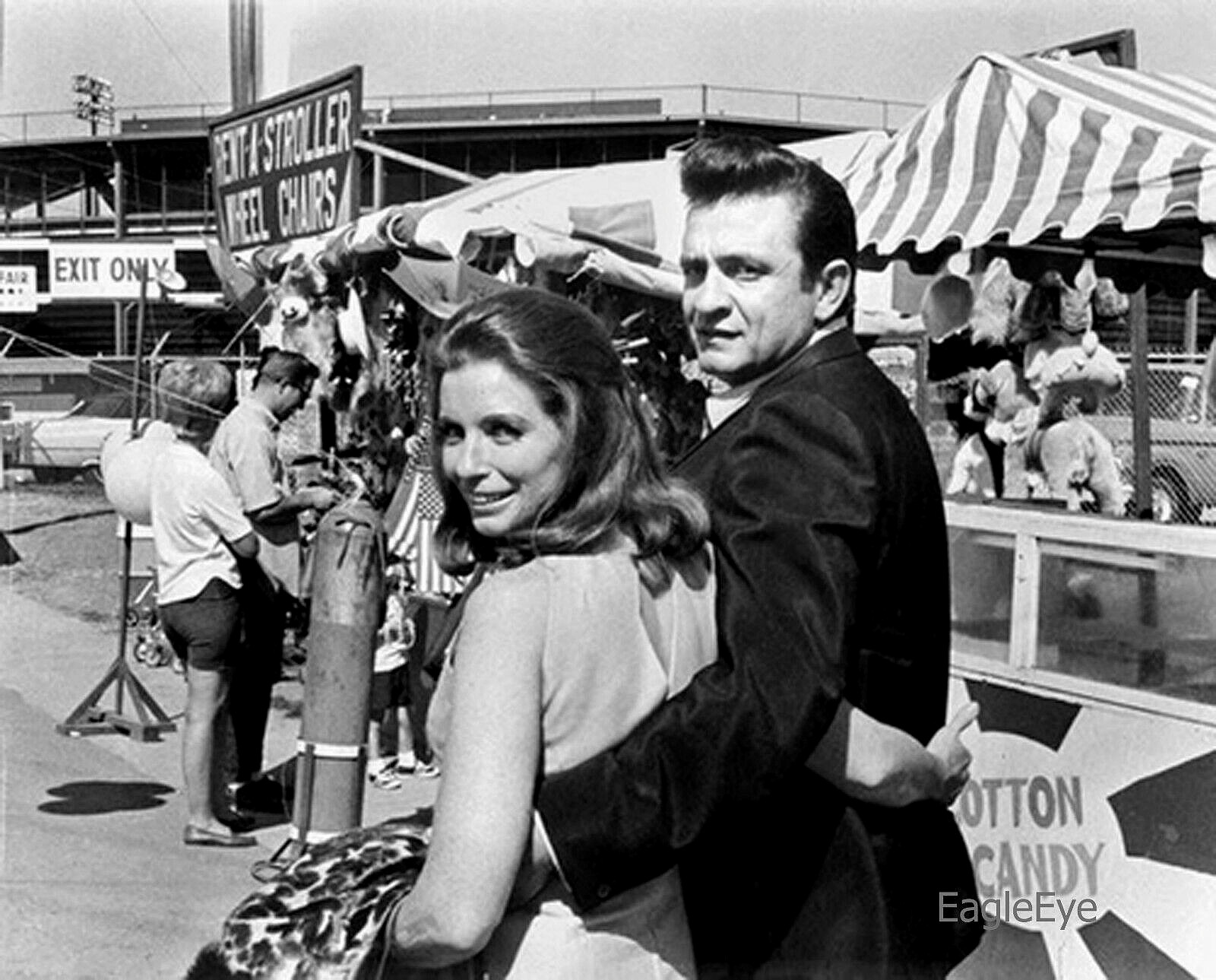 Johnny Cash PHOTO ~ Black & White June Carter 1968 FAIR ~ Country History 8 x 10
